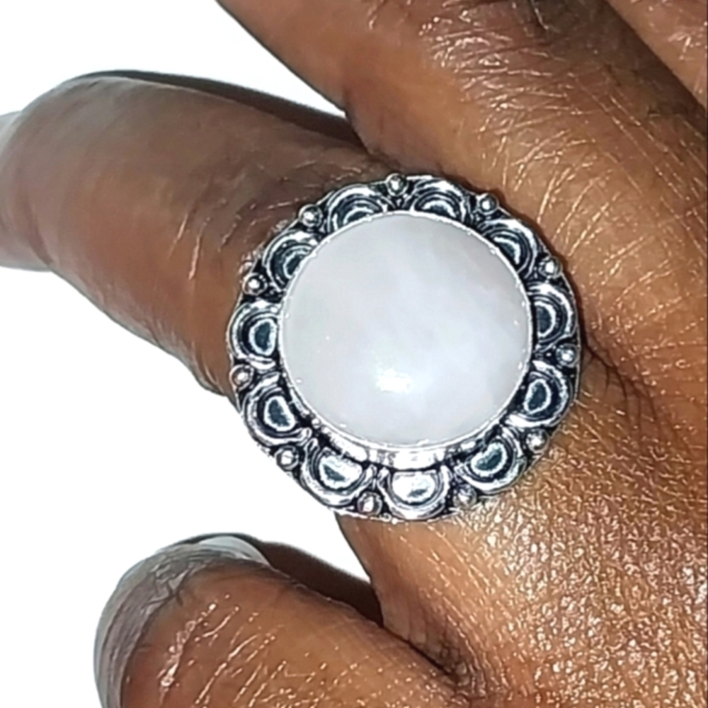 Elegant 925 Sterling Silver and White Statement Ring Sz 8